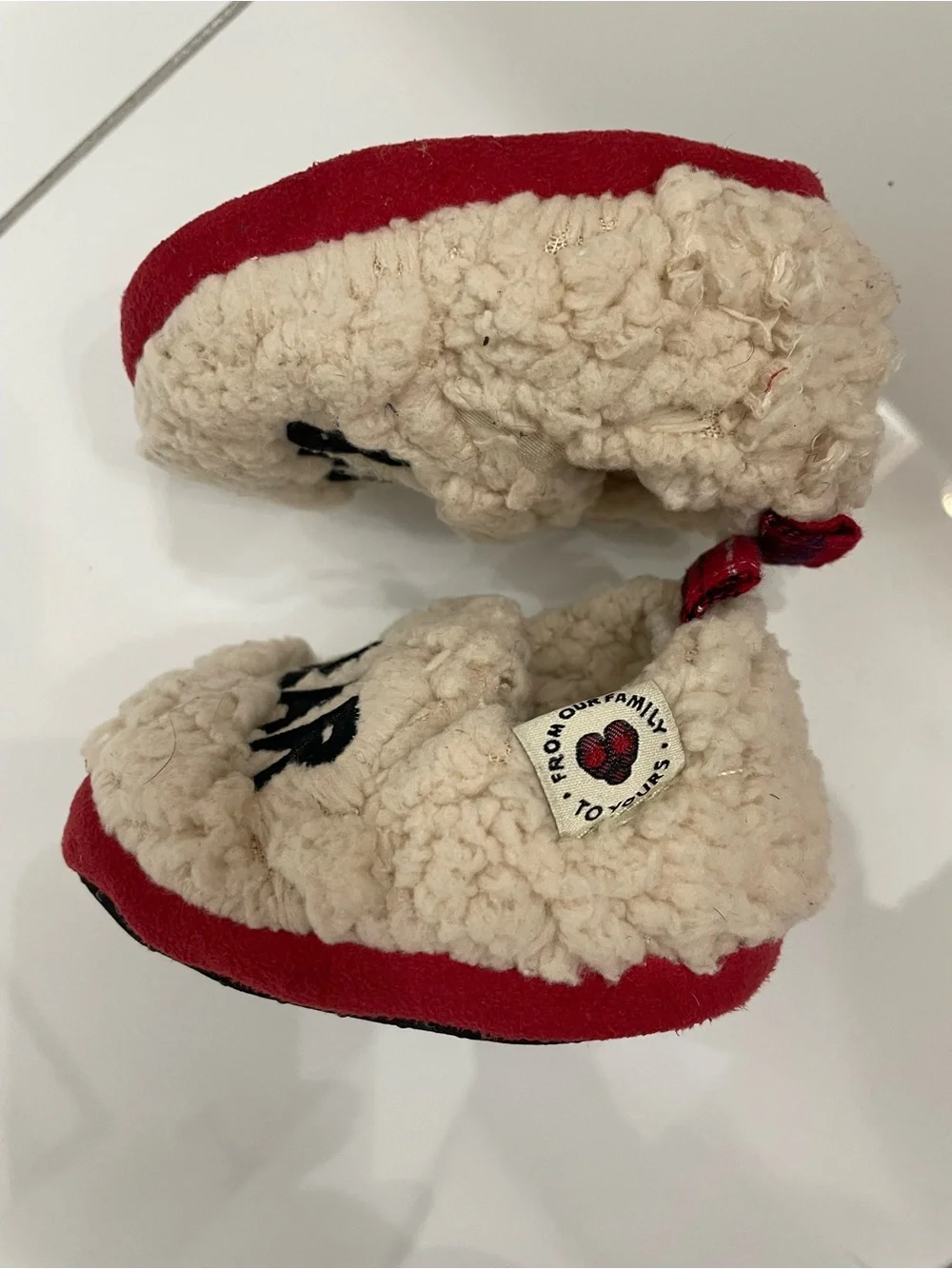 dearfoams Cream Sherpa 'Baby Bear' Kids Slippers with Red Plaid Trim